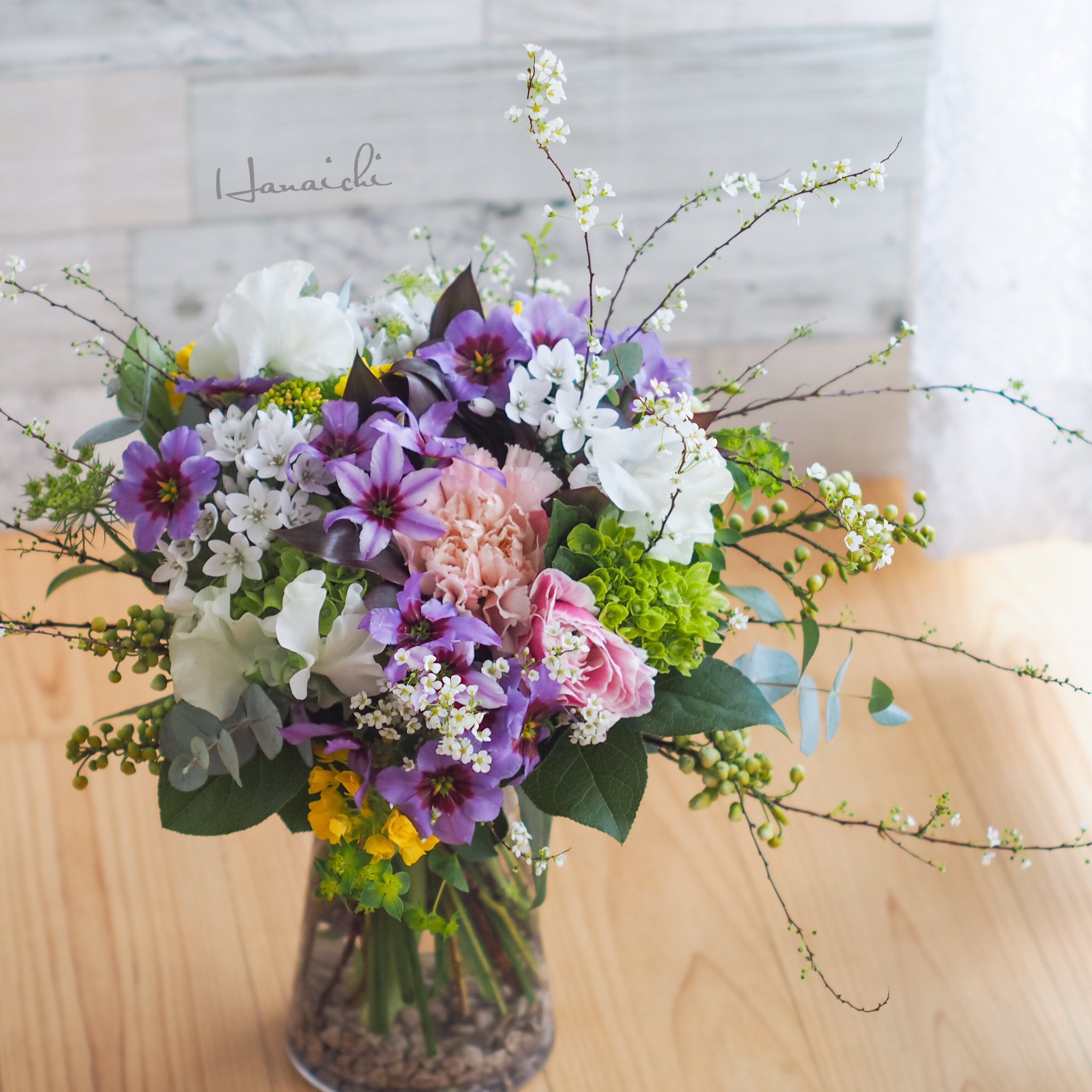 Florist Hanaichi Twitterren リューココリーネの香りが爽やか 雪柳舞う春のブーケ 花市 Flowergift Flowerarrangement Flower Bouquet Flowerdesign 花のある暮らし 花ギフト 季節の花 フラワーギフト 大津市 花屋 大津市花屋 花束 ブーケ 雪柳