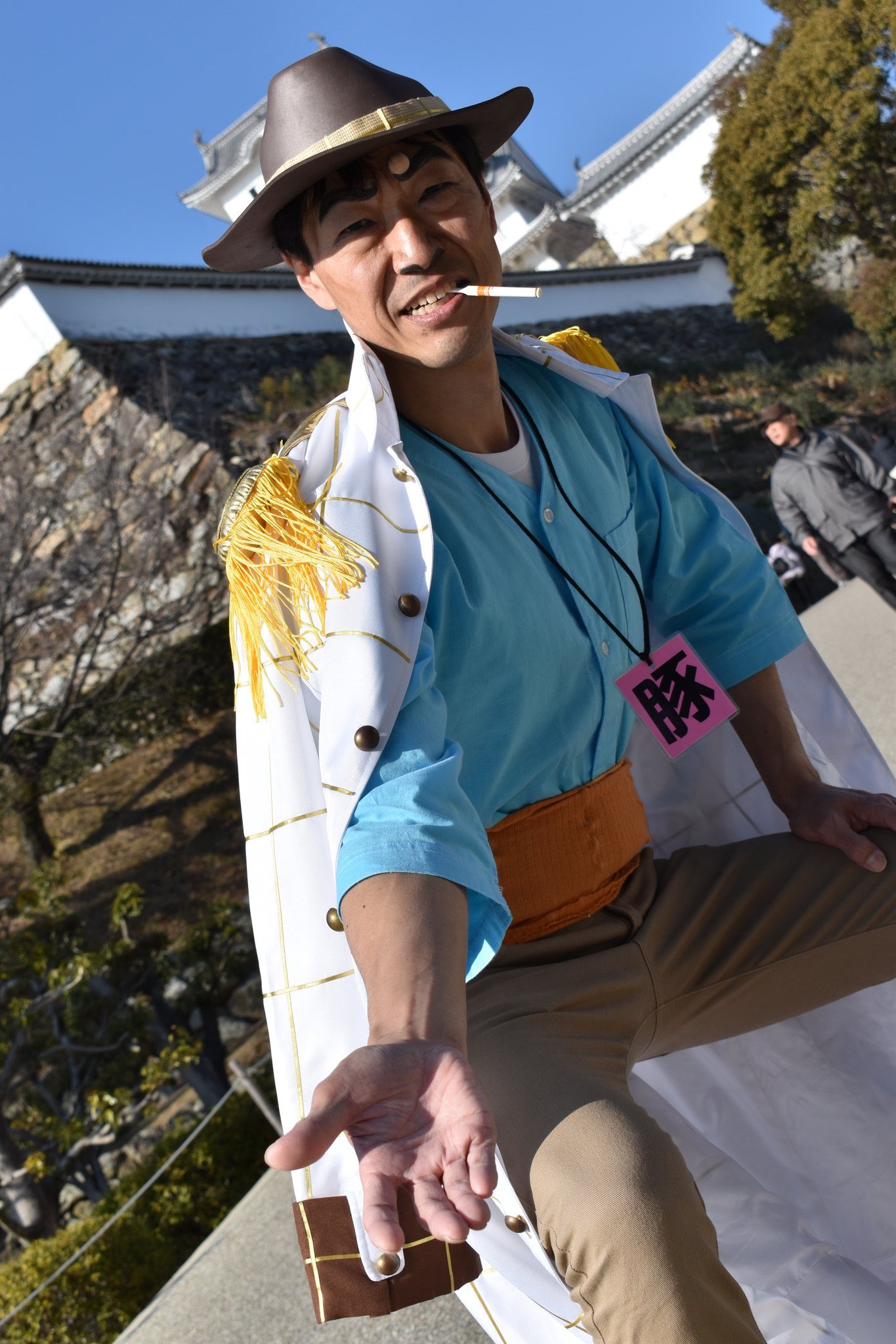 ひ ろ さ ん ひめじsubかる 海軍本部中将トキカケ 茶豚 で出航してきました 昨年と打って変わって最高のお天気 姫路城を背景に素敵に撮って頂きました ひめじsubかる 姫路subかる ワンピース Onepiece Photo Omisana