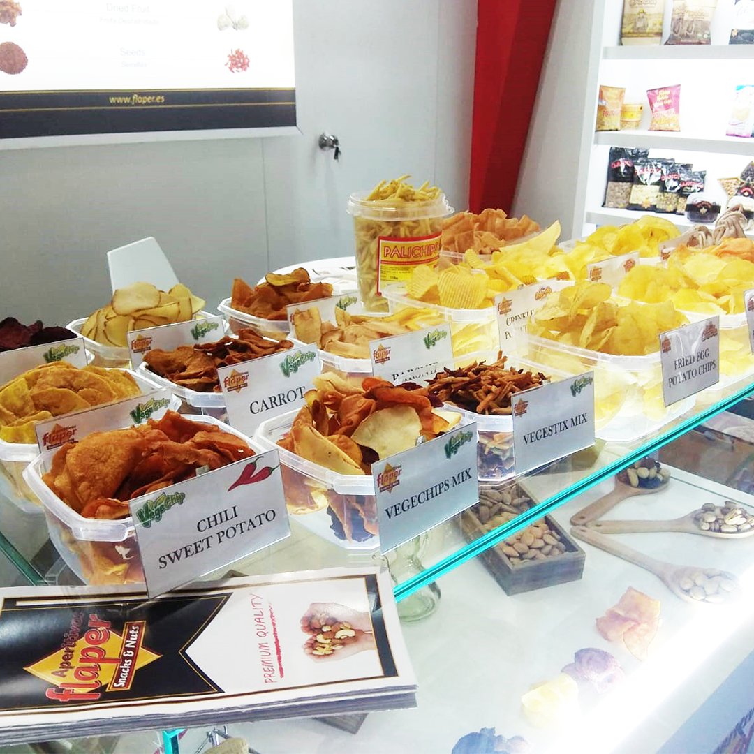 ApFlaper's tweet image. Segundo día en #Gulfood2020 presentando todas nuestras novedades, ven y conócenos en nuestro Stand: S1 - G40. ⠀

Te esperamos!!😊🤗 #Flaper #exhibition #feria #dubai #2020 #gulfood #snack #nuts #travel #aroundtheworld #España #Spain