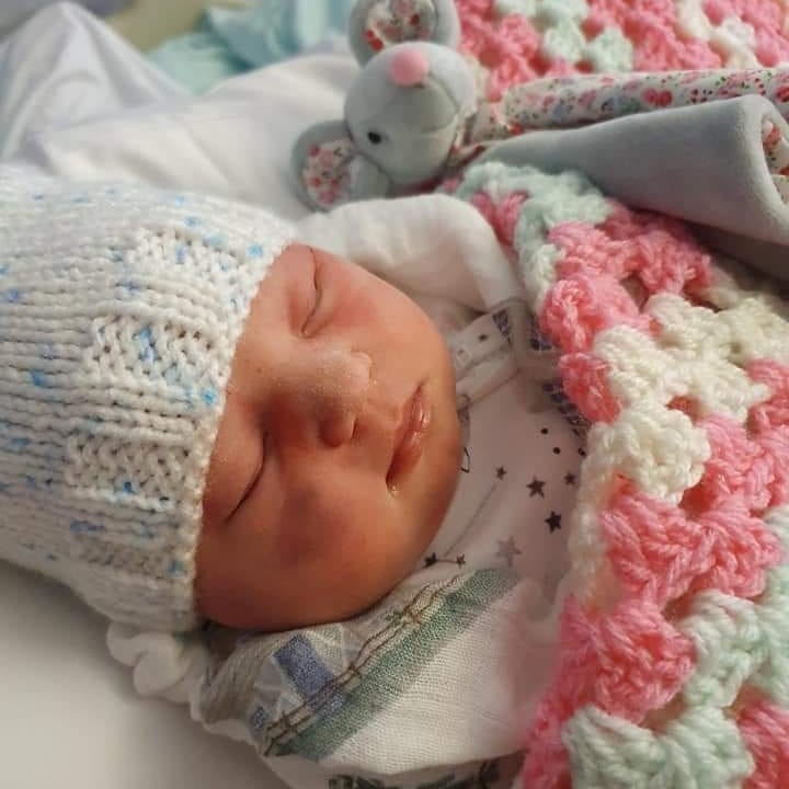 paulo1927's tweet photo. Amazing how you can love someone you've never even met yet.. meet my grand-daughter Lily O'Hara #ProudGrampy #bamps https://t.co/gbXl5fK6bx