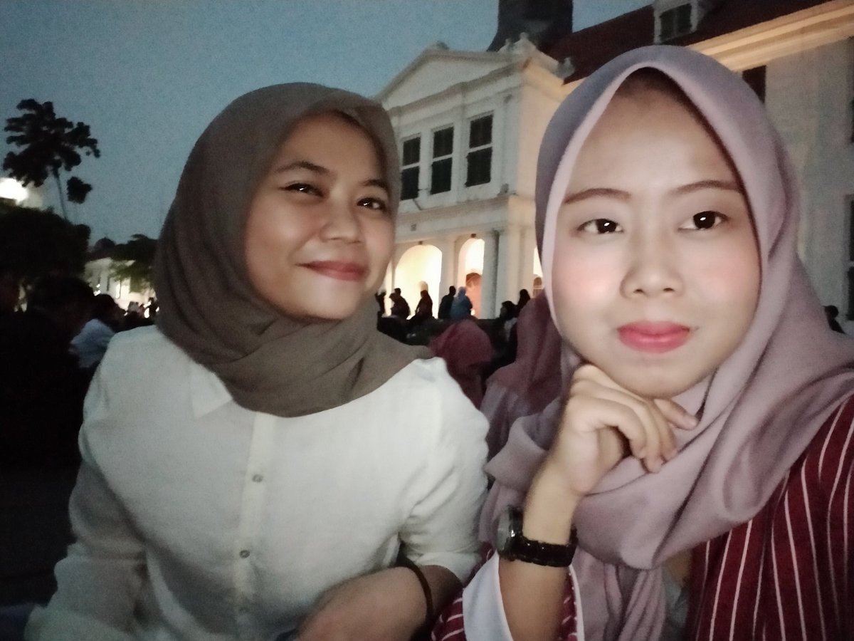 mei_ssnt's tweet photo. Sugeng Dalu ☁
°
°
°
#PesanSambat #malamminggu 
#kotu #enjoylife #cewek #twitterreceh https://t.co/t3PSWvGuJA