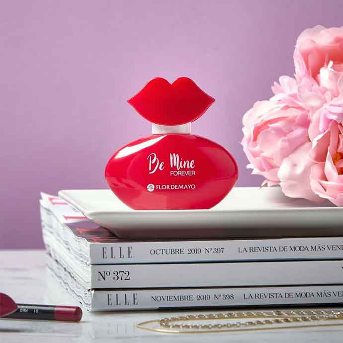 Dicen que la colonia Be Mine de Mercadona, es un clon de Black Opium de YSL!!!! Si os gusta, daos prisa que es edición limitada!!!
Foto: @flordemayoes 
#flordemayo #blogdebelleza #mercadonanovedades #novedadesmercadona #cosmeticamercadona #mercadona #deliplus #perfumeriamercadona