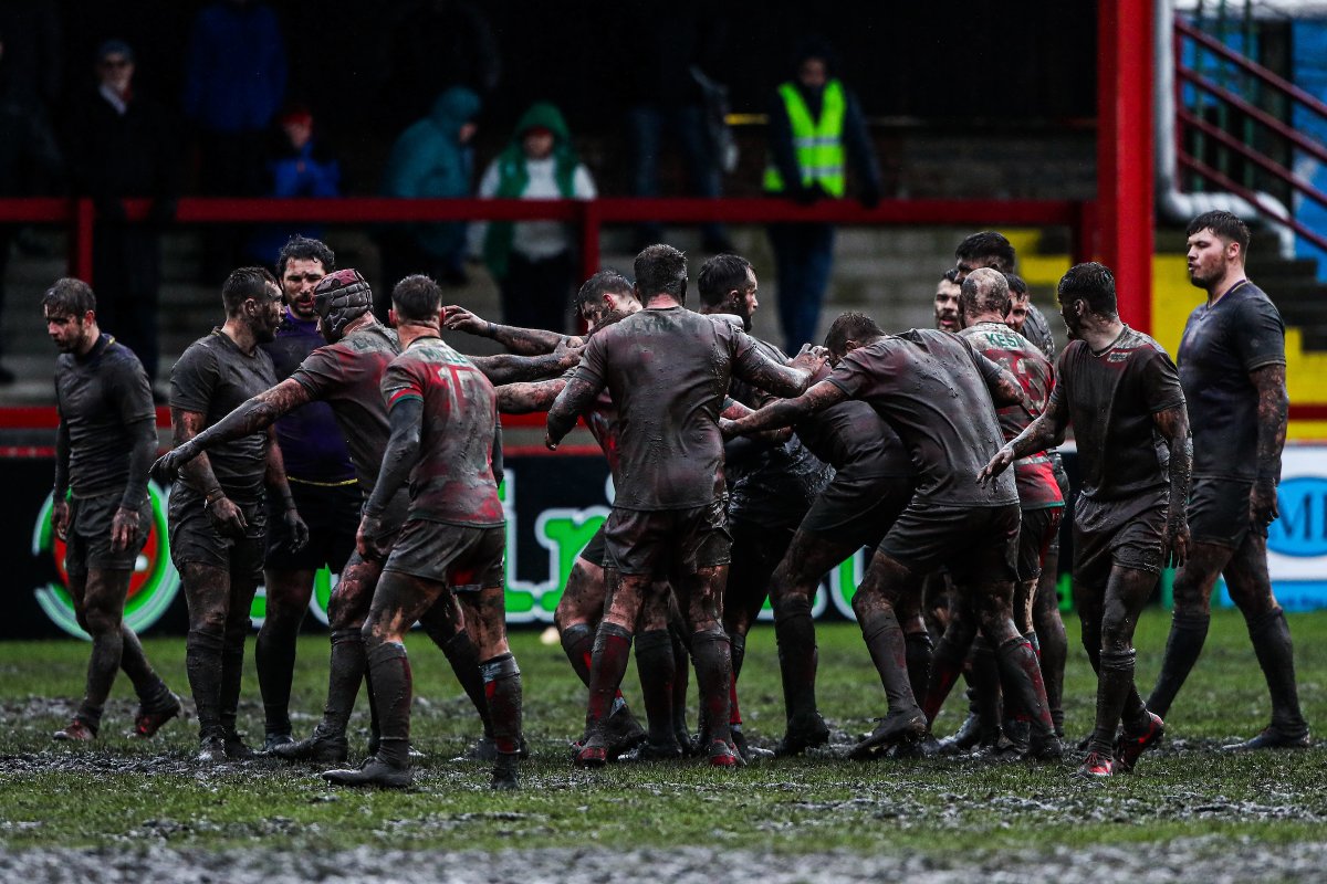 TheRFL's tweet photo. 😆 Wonder if these kits are clean yet... 😅 https://t.co/Ij7AYqvLVW