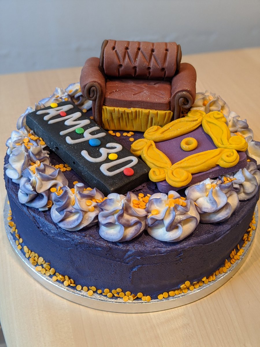 Bellas_Cakes's tweet photo. 🎂 https://t.co/17vlN54w7O