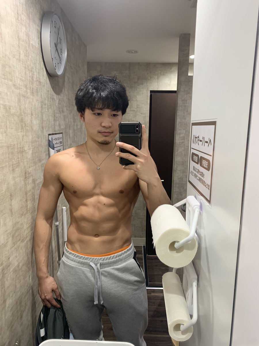 せーやん 細マッチョの人 体脂肪率10 でした 増量してたとは思えませんね 減量延期します このまま行ったら一月前に仕上がってしまう