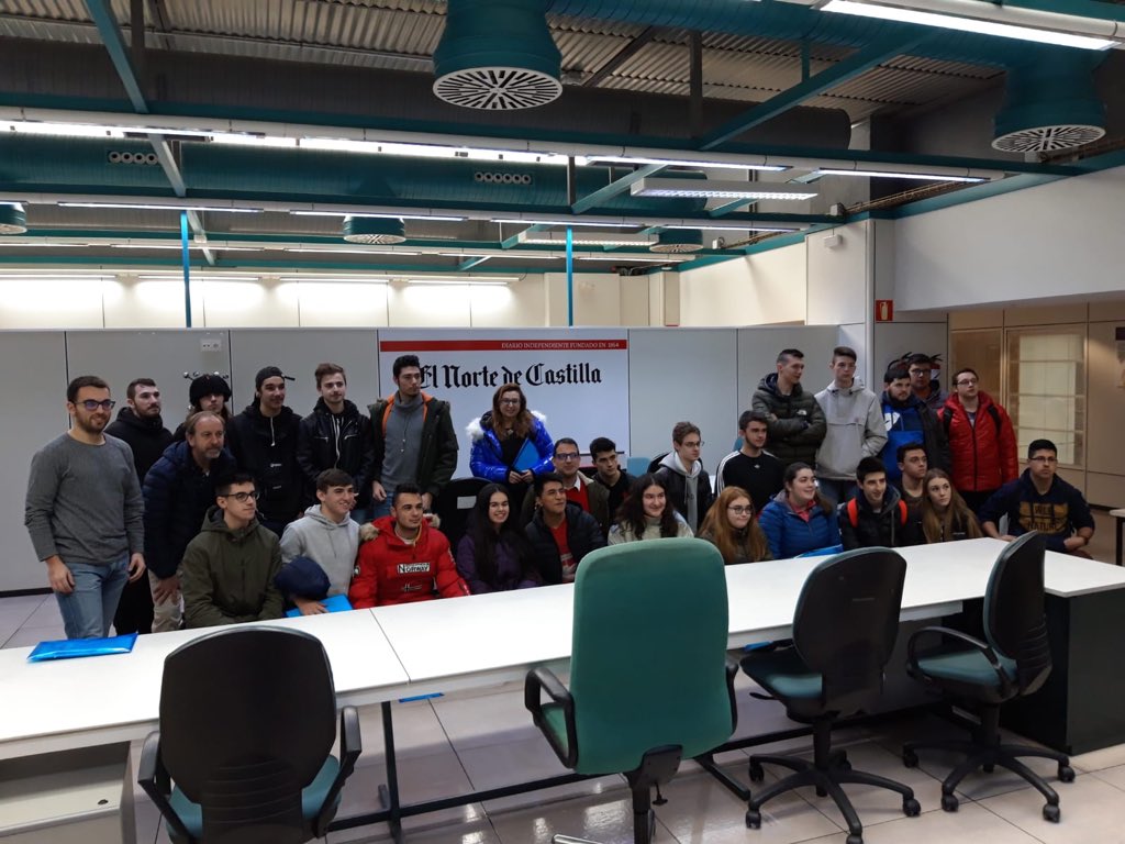 📚 Los alumnos del 🏫 <a href="/IES_Ribera/">IES RiberadeCastilla</a>  y <a href="/semvalladolid/">Colegio Seminario Valladolid</a> han podido conocer de cerca las oficinas centrales del <a href="/NorteCastilla/">El Norte de Castilla</a> 📰 , gracias a la #RutaDelEmprendimiento que organizamos  junto con <a href="/AyuntamientoVLL/">Ayto. de Valladolid</a>  #Emprendimiento #Valladolid   #Empresarios