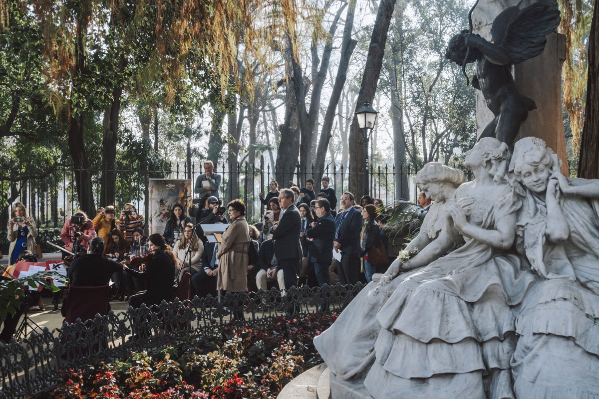 SevillaAlameda's tweet photo. Año Bécquer.
Día 1. https://t.co/BizqHEfS0h