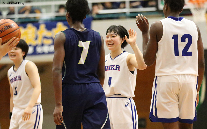 バスケットボールキング レポート 年も激しいバトル 岐阜女子を決勝で破った桜花学園が東海新人大会を4年ぶりに優勝 T Co Lmpapk0vno 岐阜を舞台に行われた東海新人大会 女子決勝は桜花学園と岐阜女子とが対戦し 大接戦の末に桜花学園が