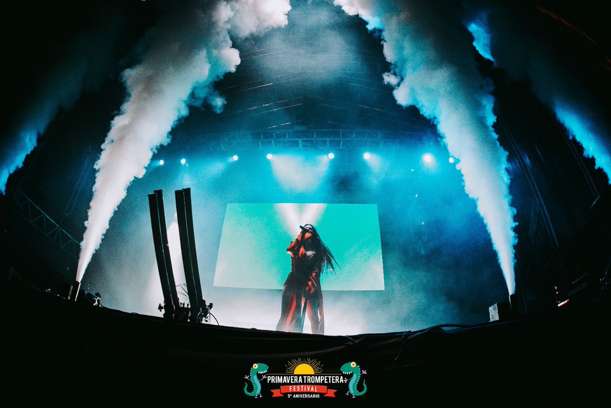 primatrompefest's tweet photo. Tenemos un trato!! 🎶Nos vemos el 3 y 4 abril! No os olvidéis! 🖤
Pronto! Anunciamos fecha de nuevas confirmaciones!! Hazte con tu abono en ↩️ https://t.co/9MgflF0DWW
.
.
#MalaRodriguez #PTF2020 #nuevasconfirmaciones #circuitodejerez #jerezdelafrontera https://t.co/SYBKJwLT0G