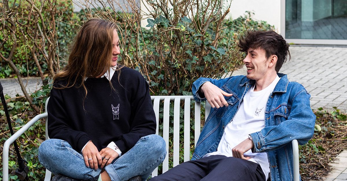 Wij dragen LAMA in en op ons hart dankzij onze epic sweaters en t-shirts. Wil jij ook eentje bemachtigen? Dat kan, we hebben er nog een heleboel in stock! 🦙
FUN FACT: onze visual LAMA Gauvain hieronder zeefdrukt ze helemaal zélf! 💥
#VisualDesign #LAMAMerch #Branding