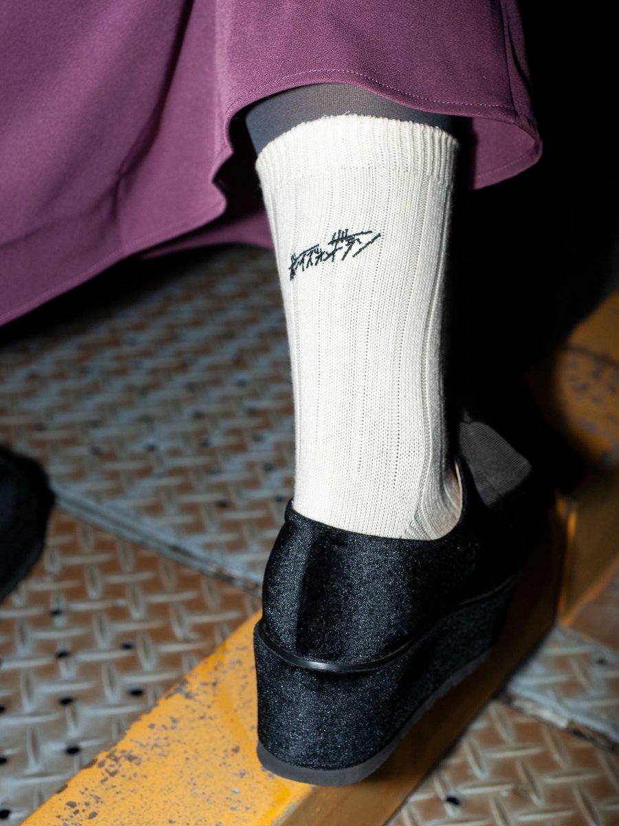 _miki_kumagai's tweet photo. 【GOODS公開】

2/23 ボーイズオンザランツアーファイナル会場限定販売

◽︎刺繍socks ¥1000

-サイズ-
レディース 22〜24
メンズ 25〜27

白5枚、黒5枚の10枚ずつです！

📸:ミヤザキイツキ https://t.co/XCZ7dBkPxJ