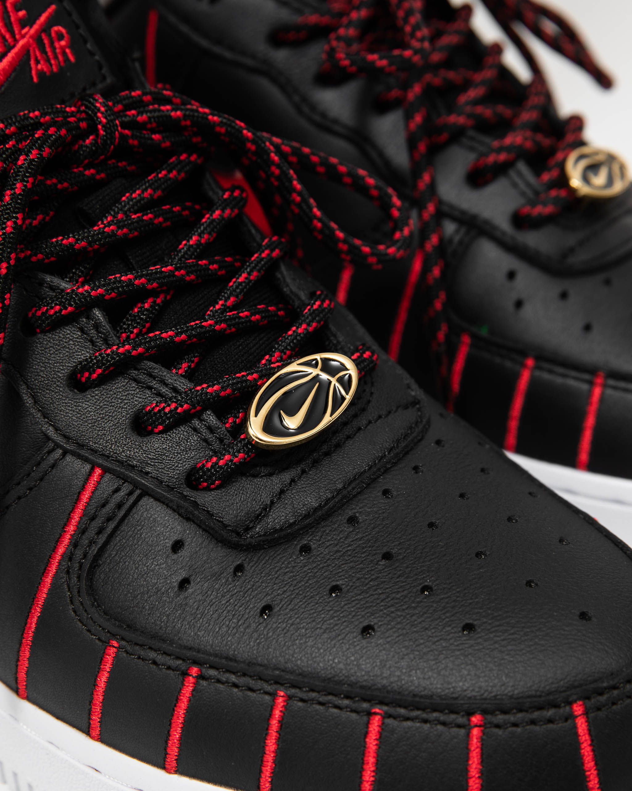 Nike air force 1 jewel qs chicago top
