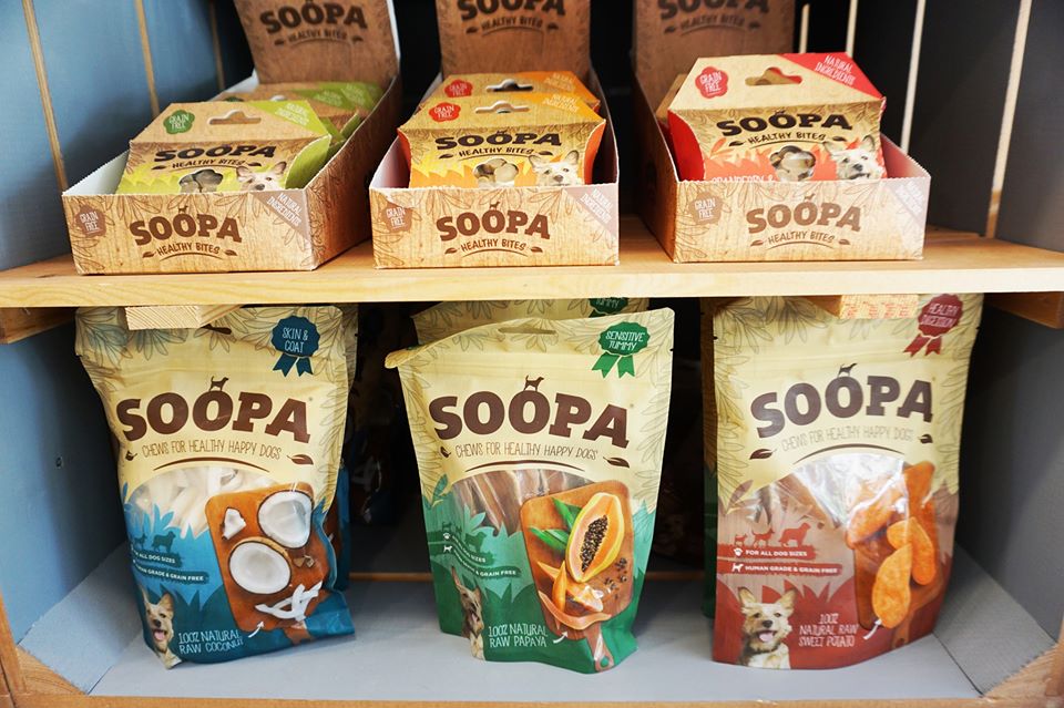 TailsMarbella's tweet photo. Your pet´s diet is paramount to their health🐶 Read all about our top dog food recommendations in our lifestyle blog! 

https://t.co/pyaOpSNRUo

#petcare #dogs #petboutique #marbellalifestyle #gosbi https://t.co/j9tI3qmkeO