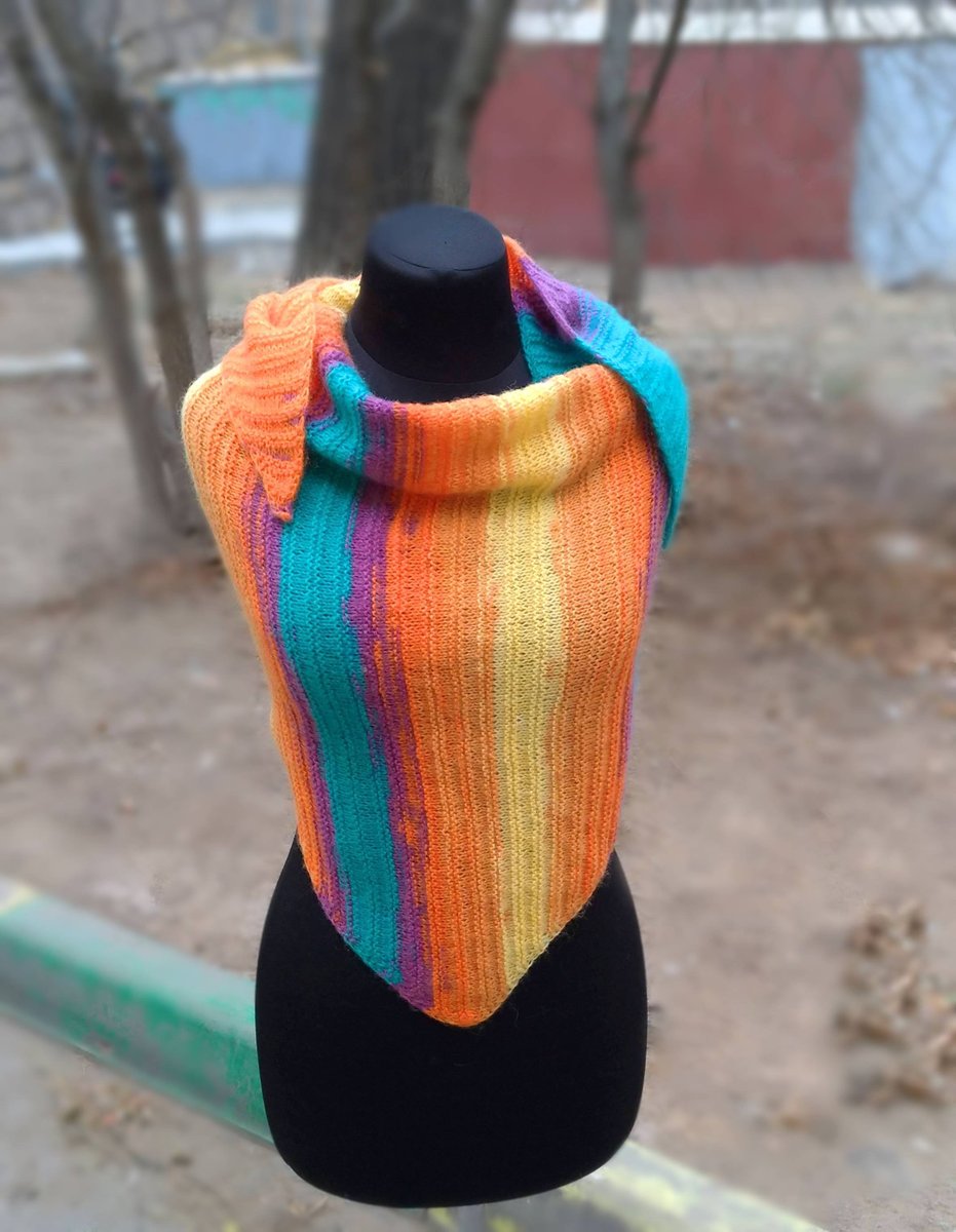 QXkMKOkfs6x3QIu's tweet photo. Excited to share the latest addition to my #etsy shop: Bactus, scarf, shawl https://t.co/wgGv7ukiih #accessories #shawl #orange #birthday #newyears #purple #yes #bactus #scarf https://t.co/OZUUKFllJd
