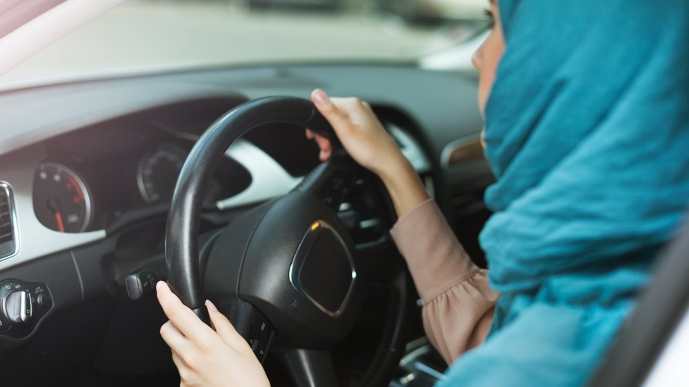 LacheMAdvice's tweet photo. Don't leave it last minute - time is money!

Revealed: Over 55% of car insurance quotes are obtained in the week before renewal, wasting £100's 

https://t.co/ewaQB39NrK

#moneyadvice #moneysaving #insurance #renewal #moneymonday https://t.co/czU8dlDmBY