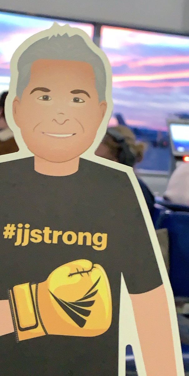 chrislower1's tweet photo. Enjoying this early flight out to Louisville and ran into someone. Needed a companion to keep me motivated at 330 am! #flatjaime @jajones83 thanks for helping out! Hope all is well and will we’re going to continue to make you proud! @MidAtlMonsters #SprintFam #jjstrong #trainers https://t.co/Uq5223naJZ