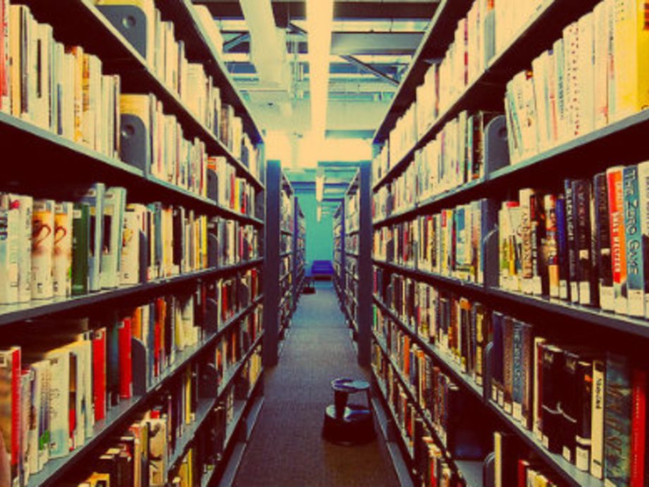 arocom_GmbH's tweet image. Java comes with a core set of libraries, including those that define commonly used data types and related behavior, like String or Date; utilities to interact with the host operating system, such as System or File...
buff.ly/2OIB28E

#javaLibraries #libraries #java