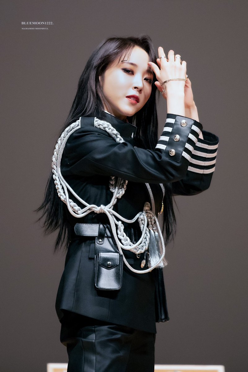 200216 로운홀 팬사인회

🖤🖤🖤

#문별 #MOONBYUL
#마마무 #MAMAMOO