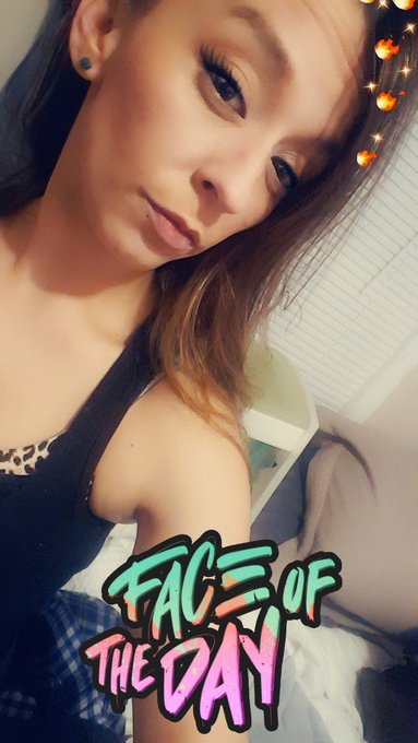 Face of the day!! #letsgetit #MondayMotivaton https://t.co/zfOOac7avR