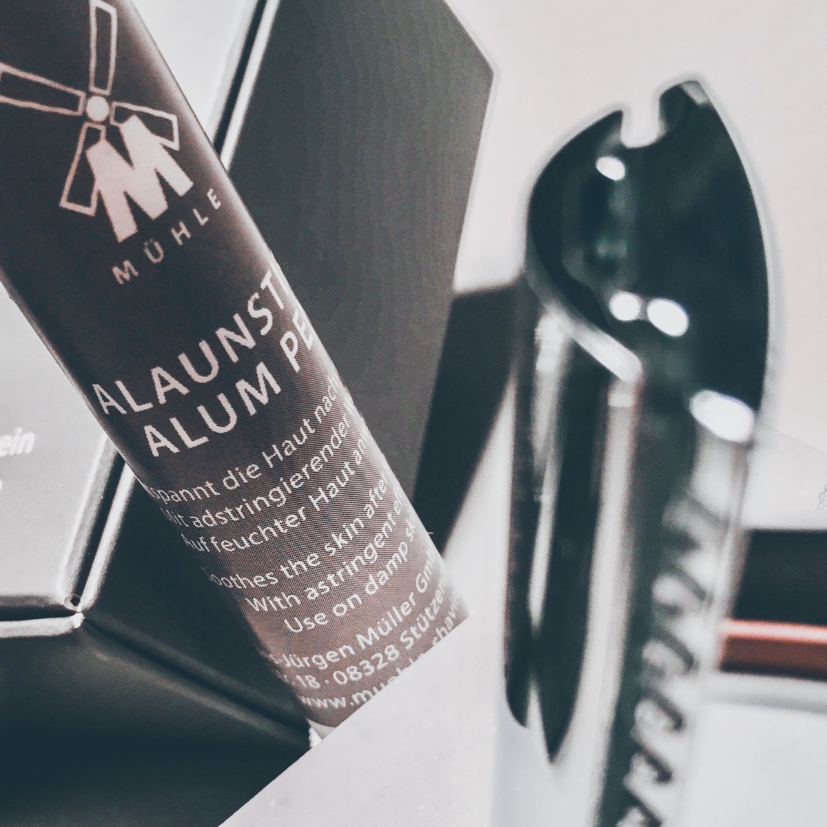 Shaving essentials for gentleman 
🛒 soo.nr/V7I3

#simplybettershave #blakenbladeshaveshop #blakenblade # hoopisteinetera #shaving #zerowaste #shave #mensgrooming #wetshaving #mühle #muhle