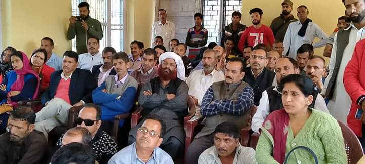AnkitVaid20's tweet photo. Today Senior BJP Leader Sh. Munish Sharma ji BJP Distt Billawar Basohli held a preparatory election meeting about upcoming bypoll panchayat election alongwith Ex MLA, Jeevan Lal ji, Distt President Col. Maan Singh, BDC Chairman's, Sarpanhes, Panches, and other Senior Leaders, https://t.co/tuKIkVCwti