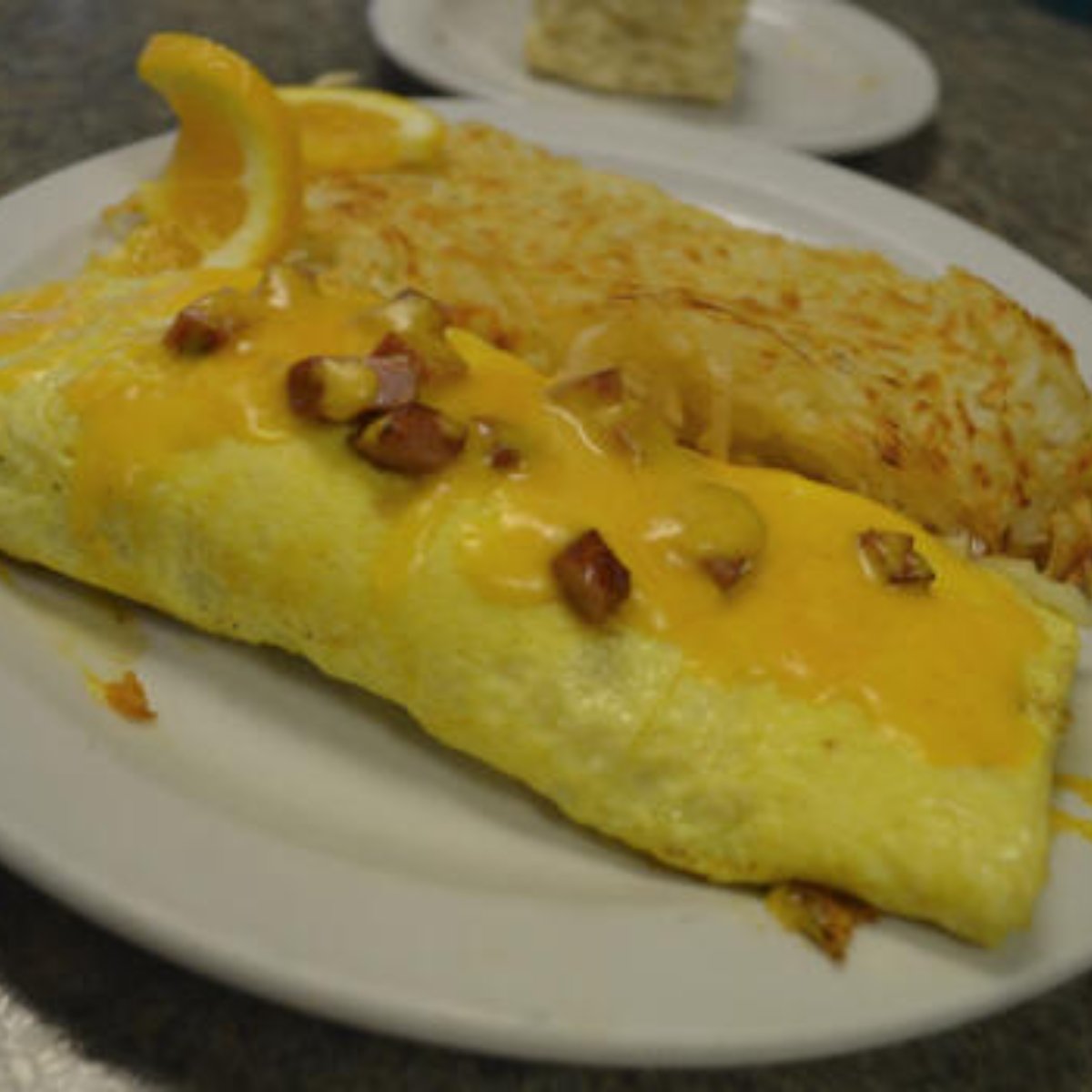 Pine Cone Cafe tweet media