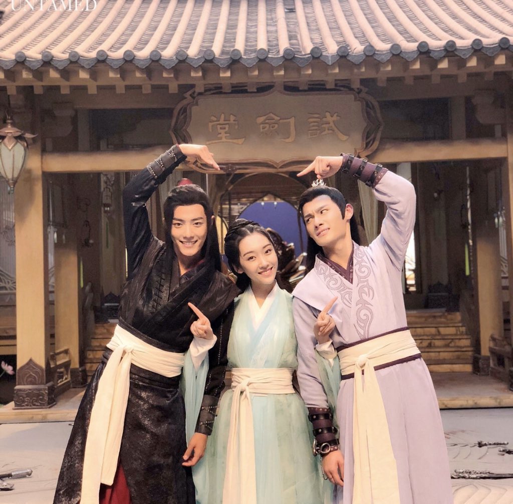 DAERYOOKBL's tweet photo. 이거 사진 넘 조아서 그렷어   연출천재사진 https://t.co/ZhrMCcLxYW