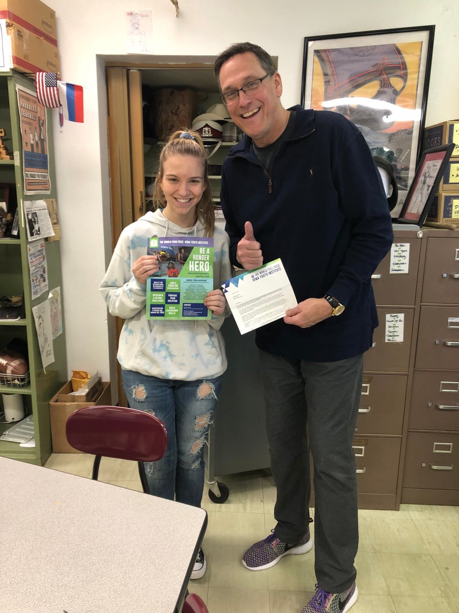 kuch_jr's tweet photo. Hillary Burken has been selected to Southeast Iowa Youth Institute where she gets to dive into hunger-fighting career paths related to global issues, biological sciences, and social justice! Great opportunity for a great kid! Thanks to Mr. Misiewicz for helping her on her way! https://t.co/2GnMsXUxwG