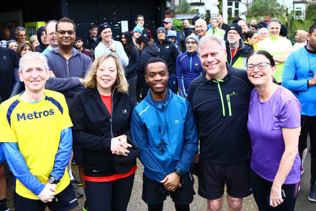 harrowparkrun's tweet image. Well done to Beth on reaching the magic milestone of #250 parkruns on the occasion of @harrowparkrun’s 250th run!
Mike &amp;amp; Lorraine ran their #100th and Michael on #50 with Cliff on #150 👏👏