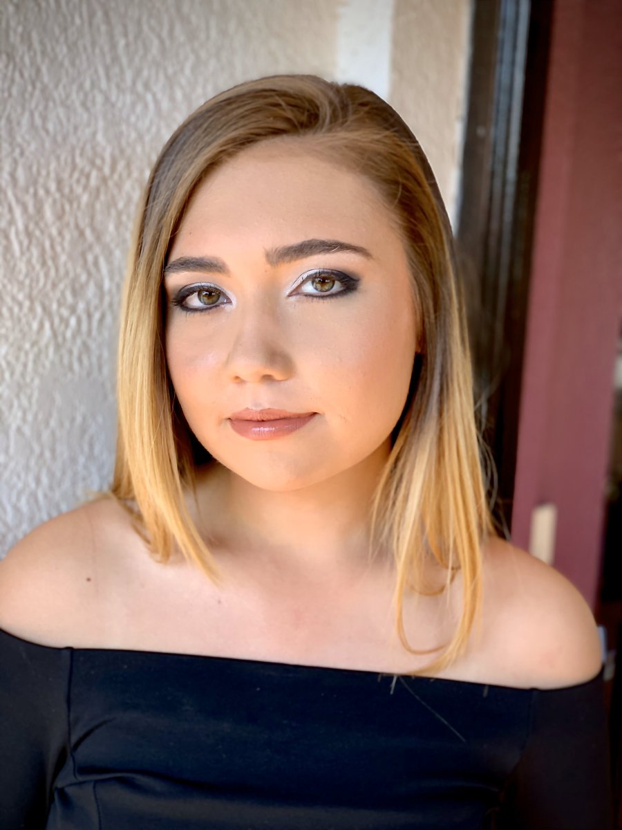 elementsbysands's tweet photo. Make Up done for a high-school Valentine’s Day dance #valentines #valentinesmakeup #schooldance #professionalmakeupartist #eventmakeup https://t.co/SbyCiPRovn