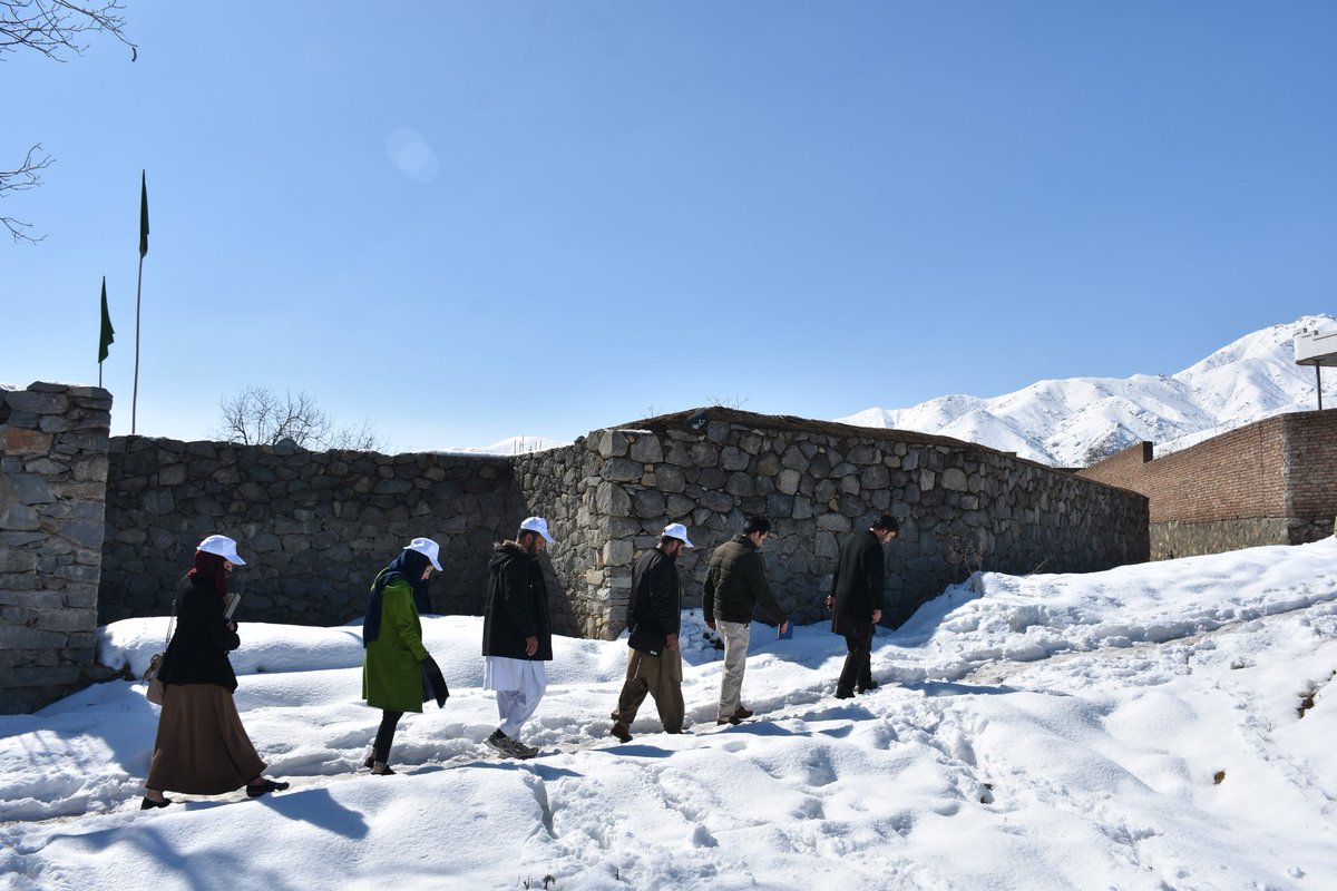 matiullahwesa's tweet photo. PenPath launched its #PenPathDoor2DoorEduCampaign in Shakar Dara Dist of Kabul. Visited a number of homes and spoke to its residents about the importance of education and that no school he child will be left out of school
#PenPathkabul #penpathVolunteers
##PenpathEduCampaign2020 https://t.co/c9eyLusKXp