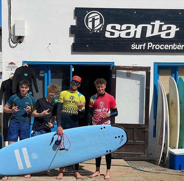 ProcenterSanta's tweet image. A very good surfing session 🌊 ✅ ☀️ Today there were good waves for everyone 🙌🏻🙌🏻🙌🏻
@lasantasurfprocenter ift.tt/SaUF9M
#surfschool #escueladesurf #lasantasurfschool #lasantasurfprocenter #surfstorefamara #lasantasurfshop #lasantasurfshopfa… ift.tt/324pHFq