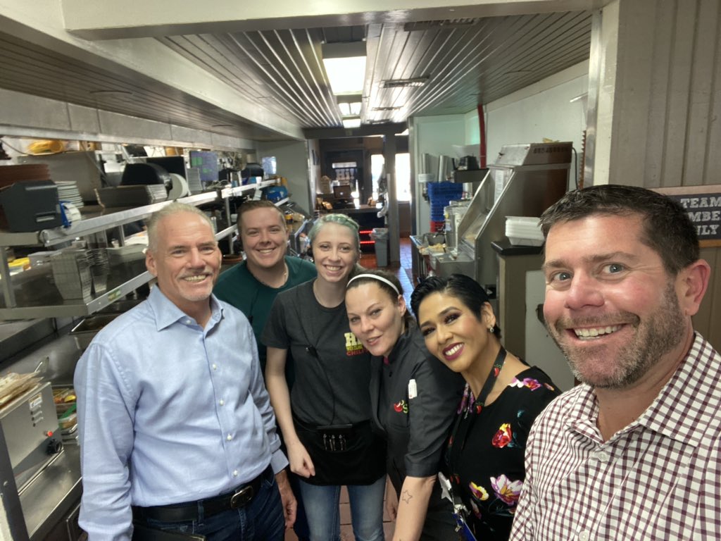 dougcomings's tweet photo. What a day 😍!  Thank you to all of our ChiliHeads for making Valentine’s Day 2020 such a success. I appreciate you taking such great care of our Guests by running our plays 🥰
🌻🌶🌻 https://t.co/zXwqnpkqOM