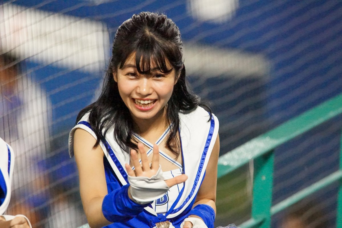 鈴木あゆみ 鈴木あゆみです この度 より広い世界で様々なお仕事に挑戦したく フリーランスとして活動していくことを決めました それに伴い 今後たくさんの方に私の活動を知っていただけたらと思い ツイッターを始めます 更に活躍できるよう精進し 鈴木あゆみ 鈴木あゆみです この度 より広い世界で様々なお仕事に挑戦したく フリーランスとして活動していくことを決めました それに伴い 今後たくさんの方に私の活動を知っていただけたらと思い ツイッターを始めます 更に活躍できるよう精進し