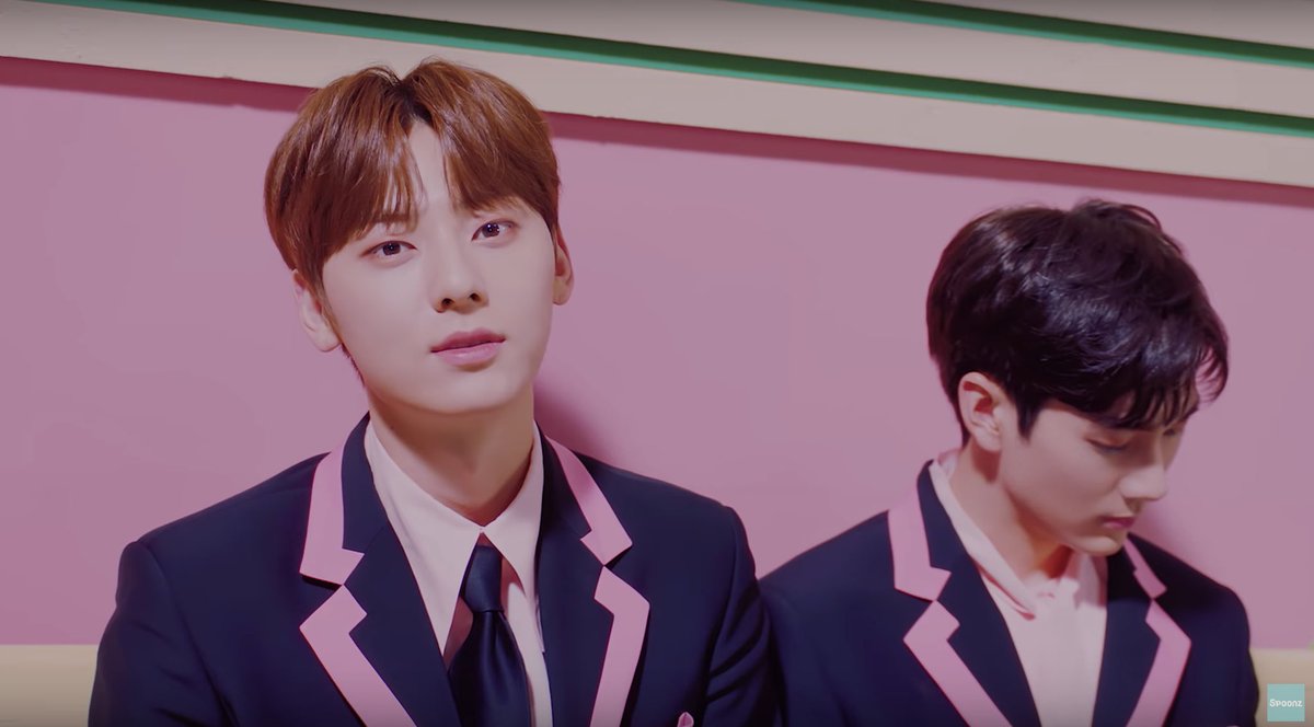 nuest_mybae's tweet photo. 皇帝の美しさと儚さ！！
#NUEST #Spoonz #MINHYUN https://t.co/O5lACsQBzq