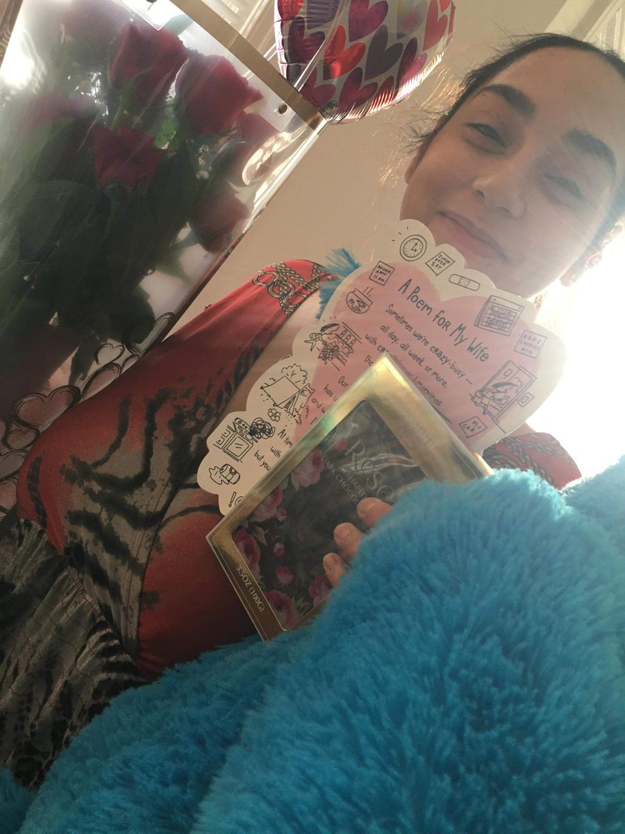 YRtheArtist_'s tweet photo. I'm Late*
But this Happened Yesterday 😍😏
#HappyValentinesDay2020
#RealMenExist
@The_LadyReaper https://t.co/lhAgIjHrcN