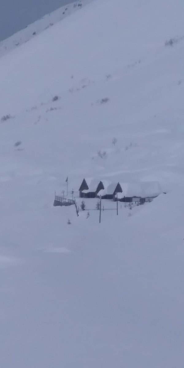 Orada olmak isteyenler...#cimilyaylası #kartatili #rize