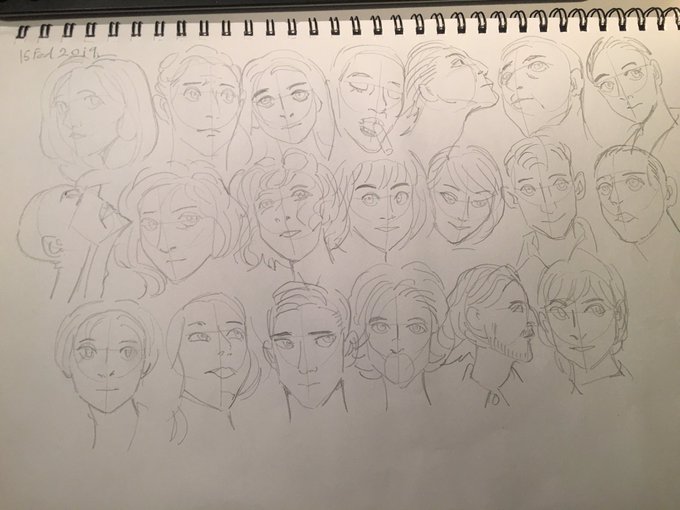Sup guys, long time so see. Uni just started, everything is chaotic rn. I'm currently working on some art right now ? 80% done....also thank you for 800 follows, I love y'all so much (๑>◡<๑)? 