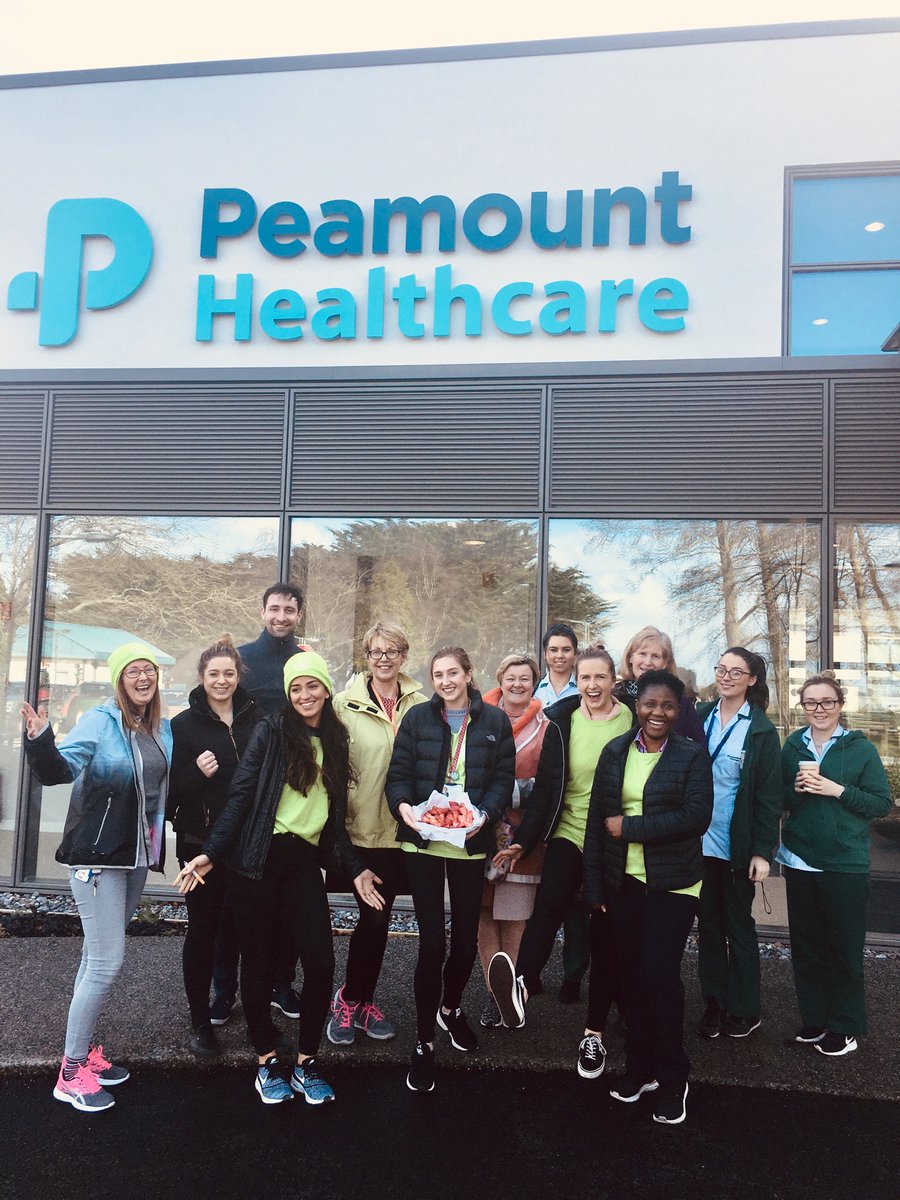 Great turnout for Peamount Healthcare’s Valentine’s Day lunchtime walks .... even the Peamount horses + donkeys joined in on the fun 💖!! <a href="/HealthyIreland/">HealthyIreland</a> <a href="/lumccarron/">Louise Browne</a> <a href="/HelenNolan13/">Helen Nolan</a> <a href="/jackietician/">Jacqueline Boyle RD</a> <a href="/cathslattery/">Catherine Slattery</a> @DMHospitalGroup <a href="/WeHSCPs/">National HSCP Office, HSE</a> #lovelifelovewalking