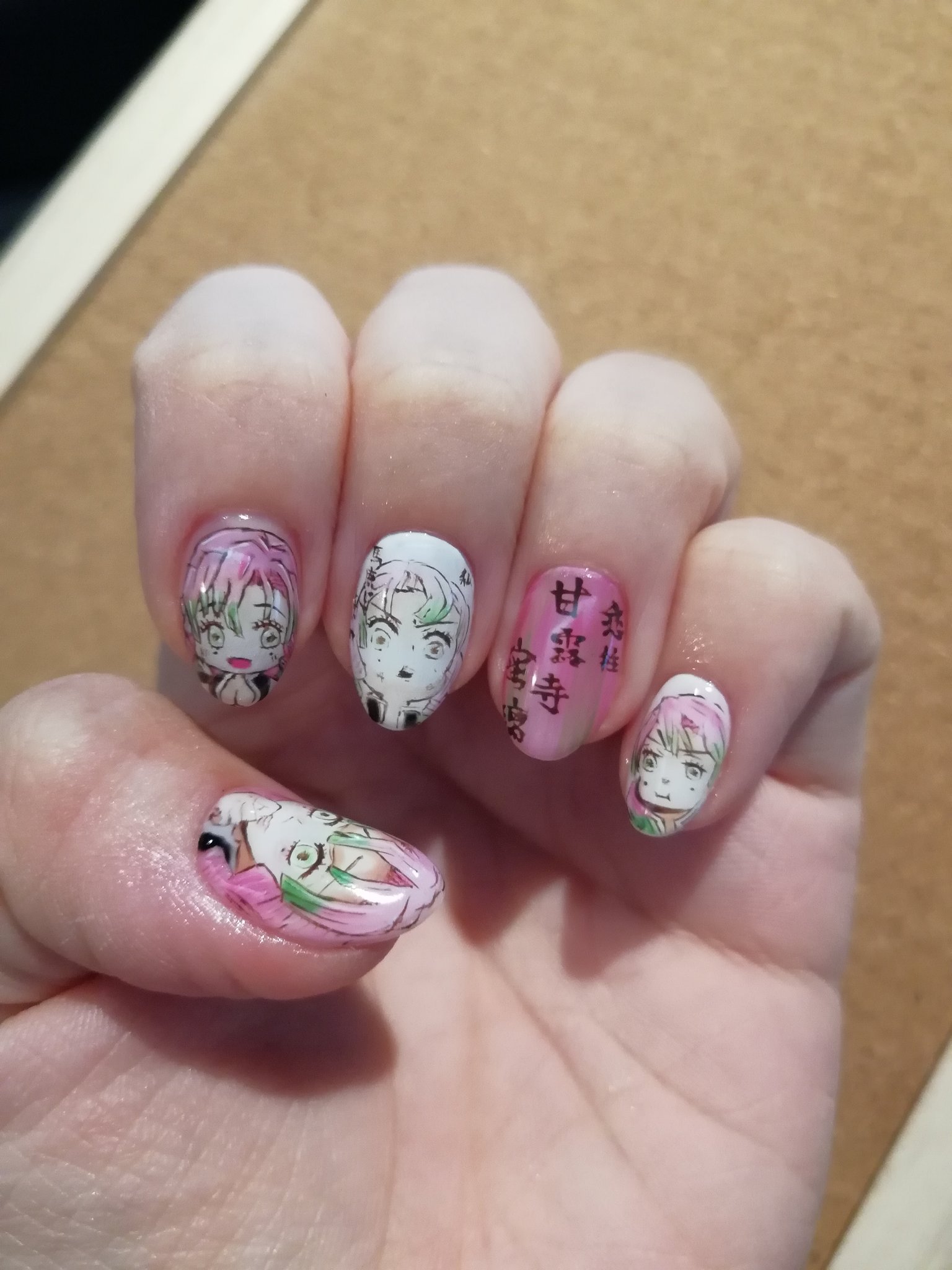 Hisae Nail やりたいネイルのテーマ考えてたら ひな祭り 桜餅 みつりちゃん ってなってとうとう鬼滅ネイルに手出す 鬼滅の推しは蜜璃ちゃん 可愛い可愛い ｪ ネイル 痛ネイル キャラネイル 手描きイラスト 模写 鬼滅の刃 鬼滅ネイル