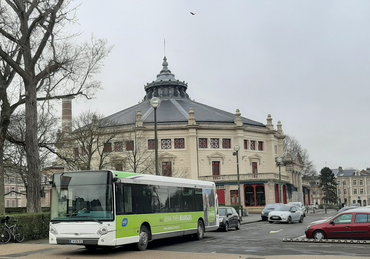 JYB80's tweet photo. Matinée active et encourageante dans les rues d'Henriville.
Amiens c'est vous ! https://t.co/AqIYtHj2e6