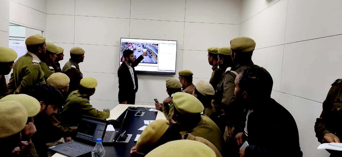 tsspl2006's tweet photo. #TSSPL #Lucknow ITMS Project #BackToBack Meetings #Assisting Department Authorities and Police Department #Immense Hard Work #Long way To go #MuchMoreToCome @Neerajtechnosys @LkoSmartCity @lucknowtraffic https://t.co/uWpkPDIZ8z