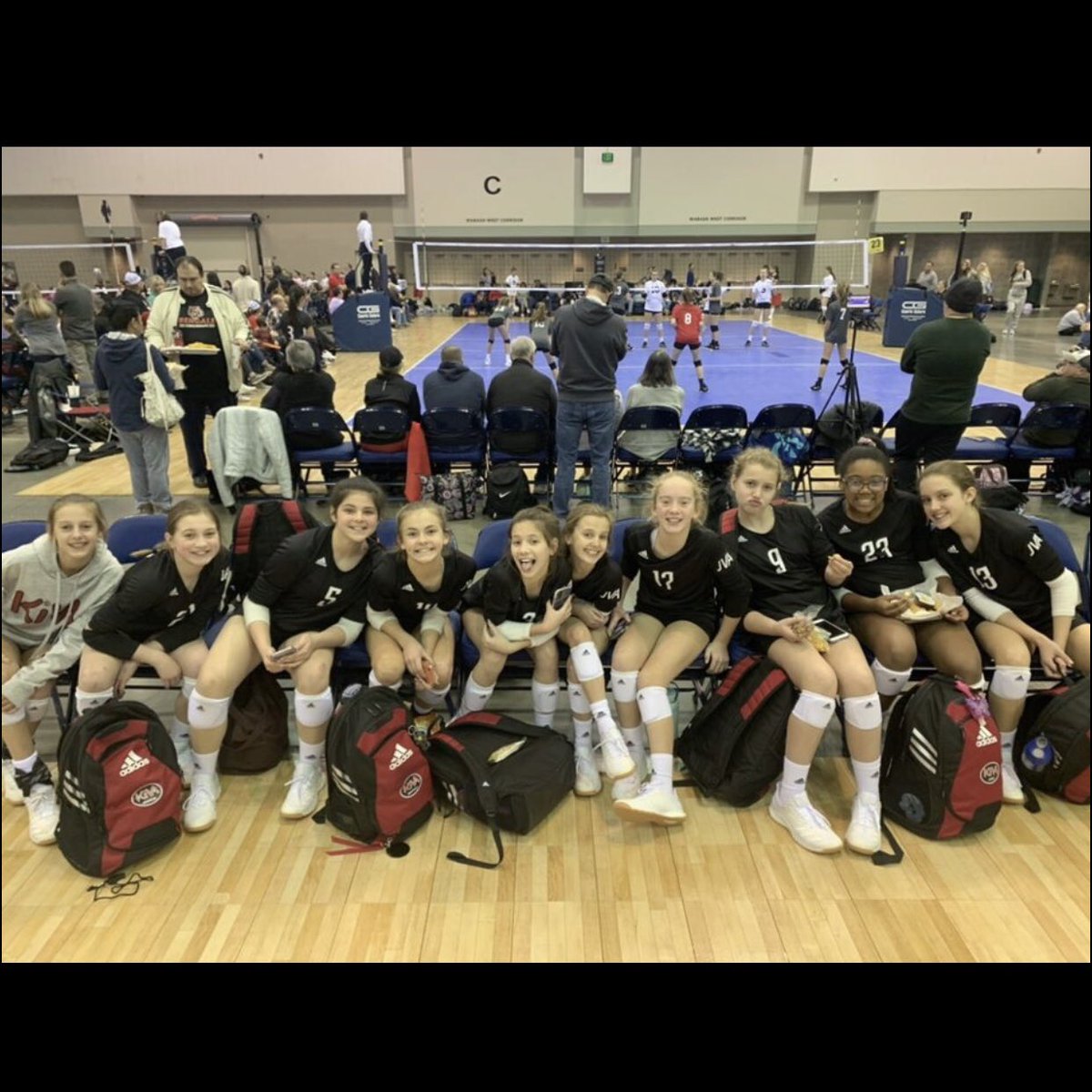 KellyKerberg's tweet image. Kiva 12 Red. #kivastrong