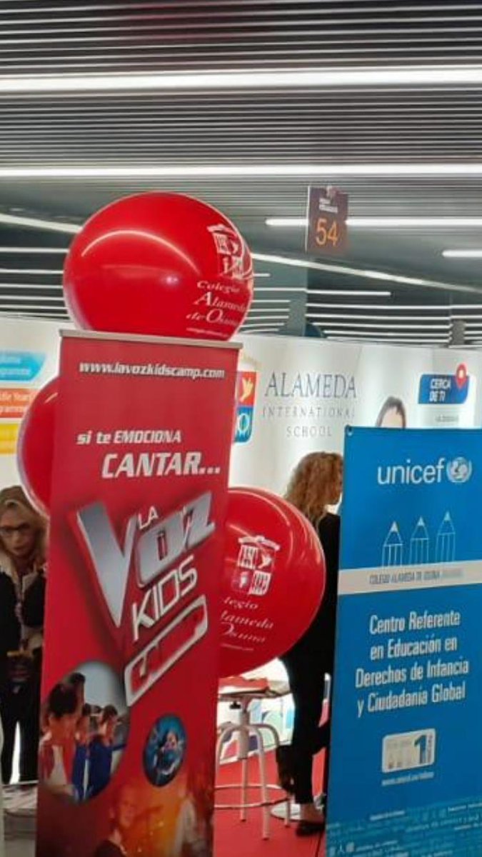 grupoboomerang's tweet photo. El campamento oficial de @LaVozKids, @LVKCamp, presente en la @feriadeloscoles 2020 de #Madrid #LaVozKidsCamp #LaVozKids https://t.co/iSxI72R1zF