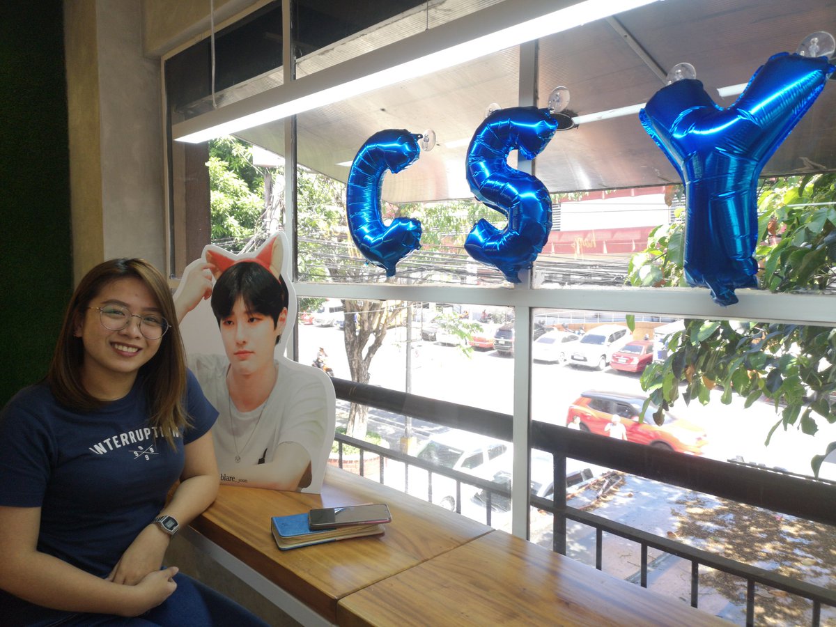 marichuuuyy's tweet photo. All in one day! Thank you for this cupsleeve event @alapaap215 Truly one of the best cse na napuntahan ko. See this @c_woodzofficial @_chowoodz ? Ganito ka namin kamahal. 🧡💙
#Alapaap_215 #Alapaap215 https://t.co/8f9BQzhwBr