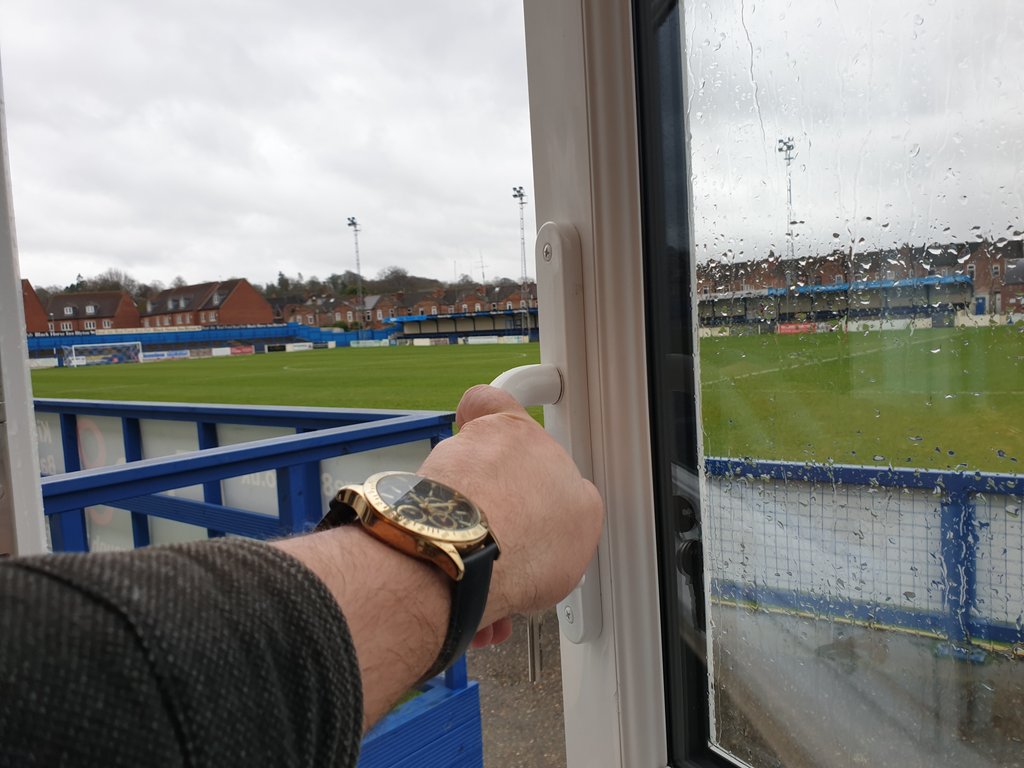 GainsTrinityFC's tweet photo. Wet &amp; Wild.. but good to go in the #BetVictorNPL vs @StalyCelticFC 

The #TrinityTrain looking to make it 12 unbeaten, kick off at 3pm https://t.co/NjUmt4zcTl