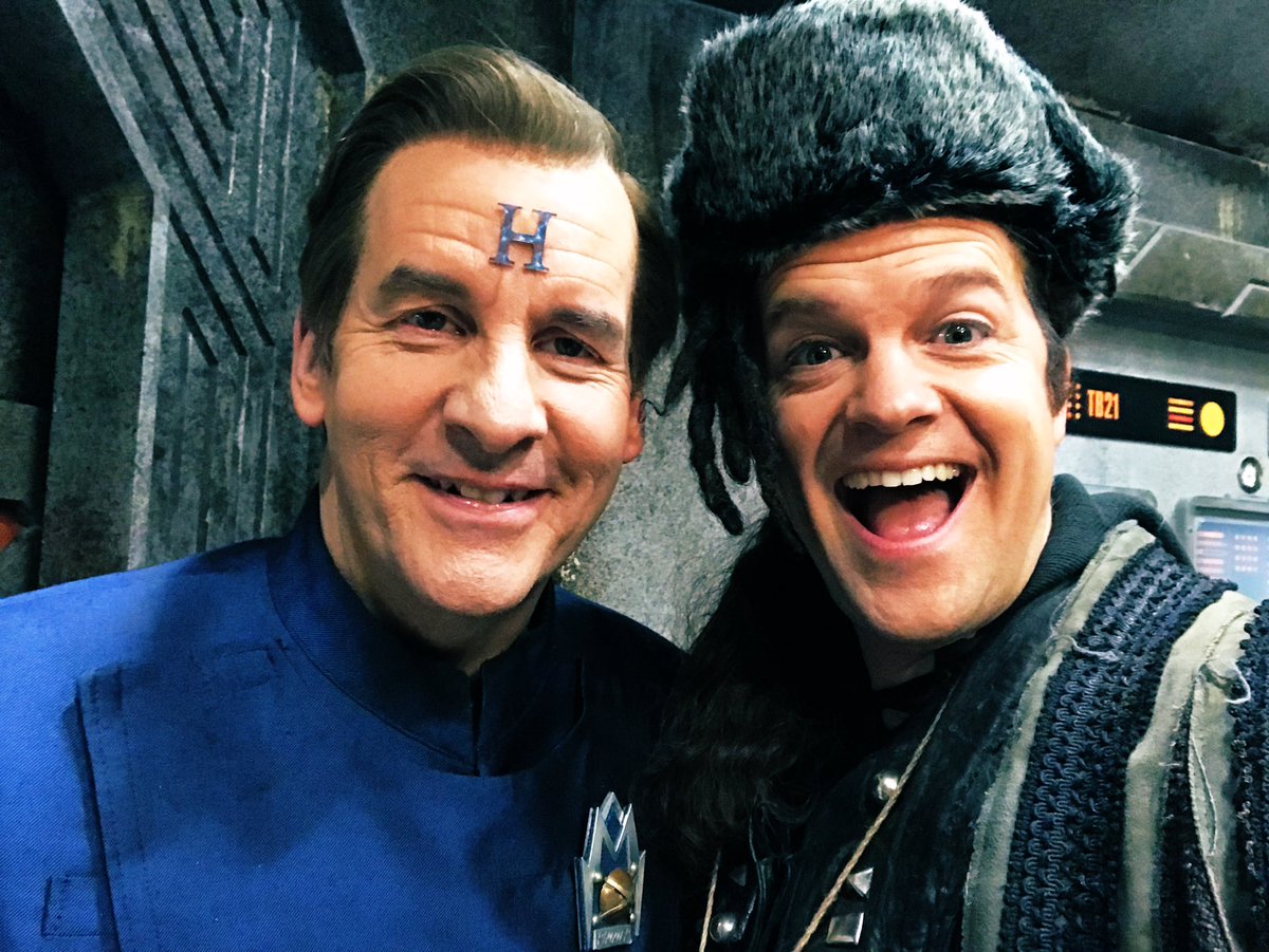 newmanstings's tweet photo. Happy B’Day #RedDwarf !!!
32 years later an 8 yr olds dreams of meeting a motley crew of misfits in StarBug come true! #FunFunFunInTheSunSunSun https://t.co/XnFGbmA36b