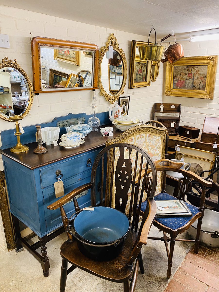 LadyHShabbyChic's tweet image. Added some of my buys from auction last week to my unit at Uppingham antique centre today #trug #uppingham #firescreen #marmaldeslicers #enamel