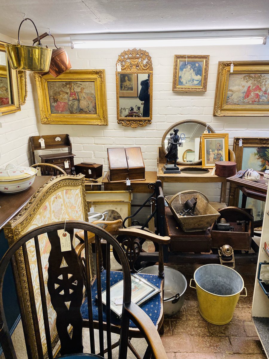 LadyHShabbyChic's tweet image. Added some of my buys from auction last week to my unit at Uppingham antique centre today #trug #uppingham #firescreen #marmaldeslicers #enamel