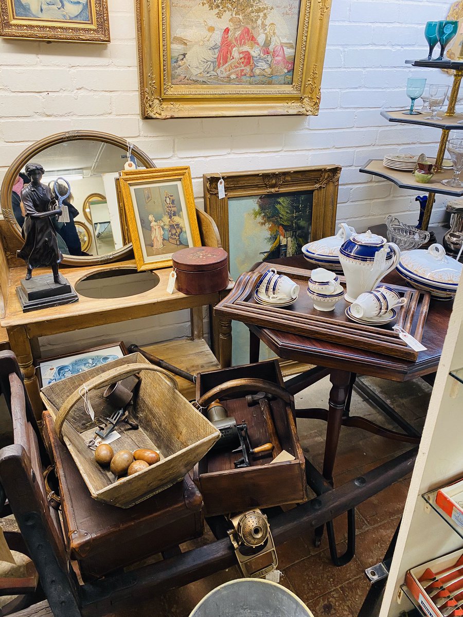 LadyHShabbyChic's tweet image. Added some of my buys from auction last week to my unit at Uppingham antique centre today #trug #uppingham #firescreen #marmaldeslicers #enamel